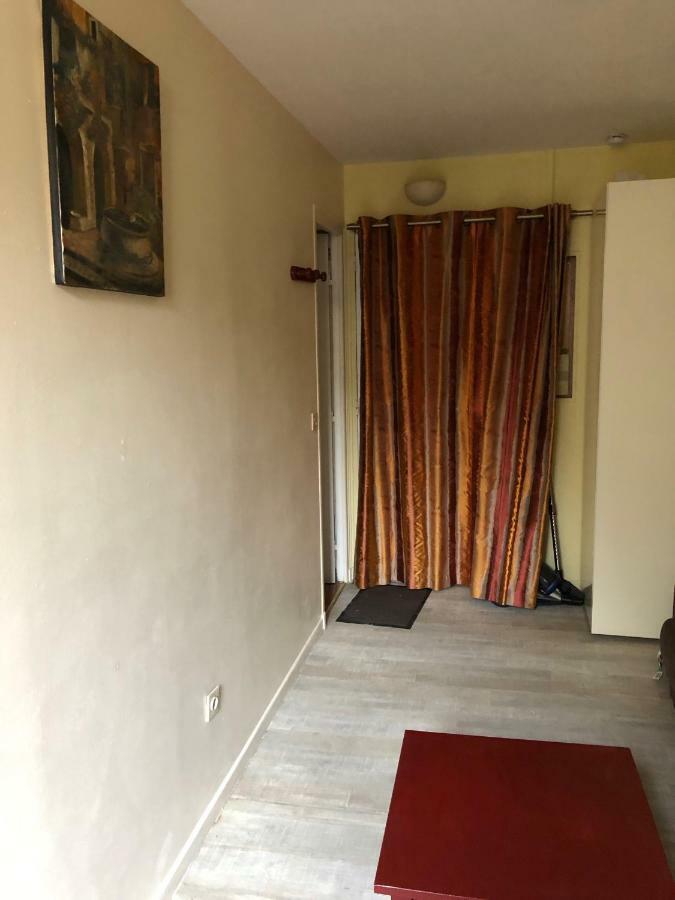 Appartement 23 rue de la chapelle à Paris Extérieur photo